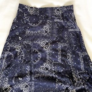STILLWATER long navy paisley skirt SMALL